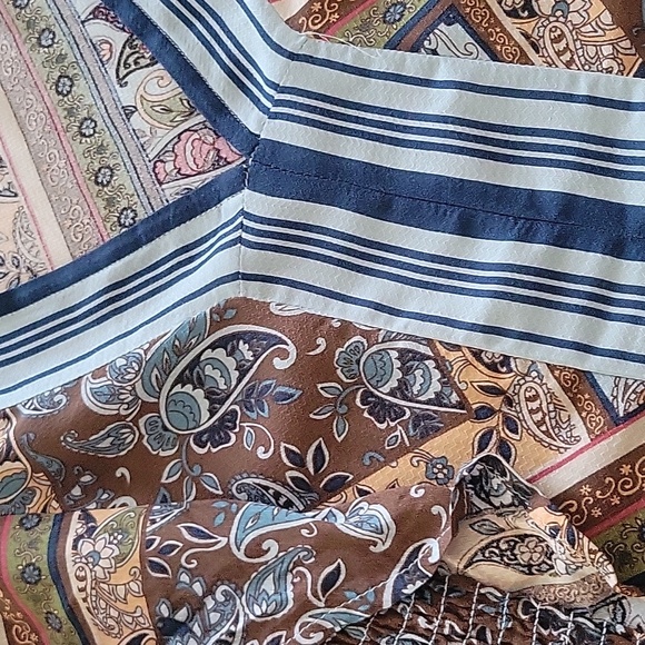 Vintage America V-Neck Flutter Sleeve Blouse - Picture 8 of 9